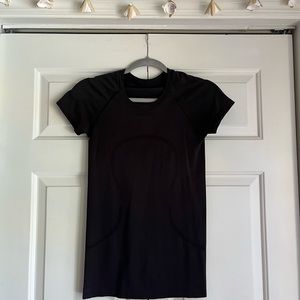 Lululemon swiftly tech